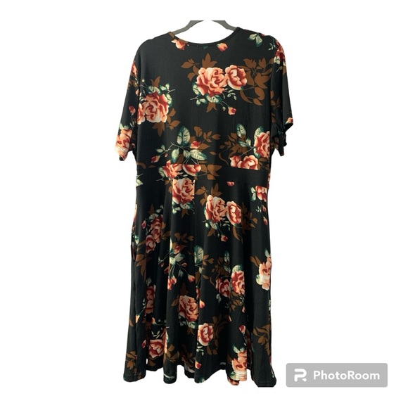 Ahlaray Floral Dress Size 2x - Picture 3 of 6